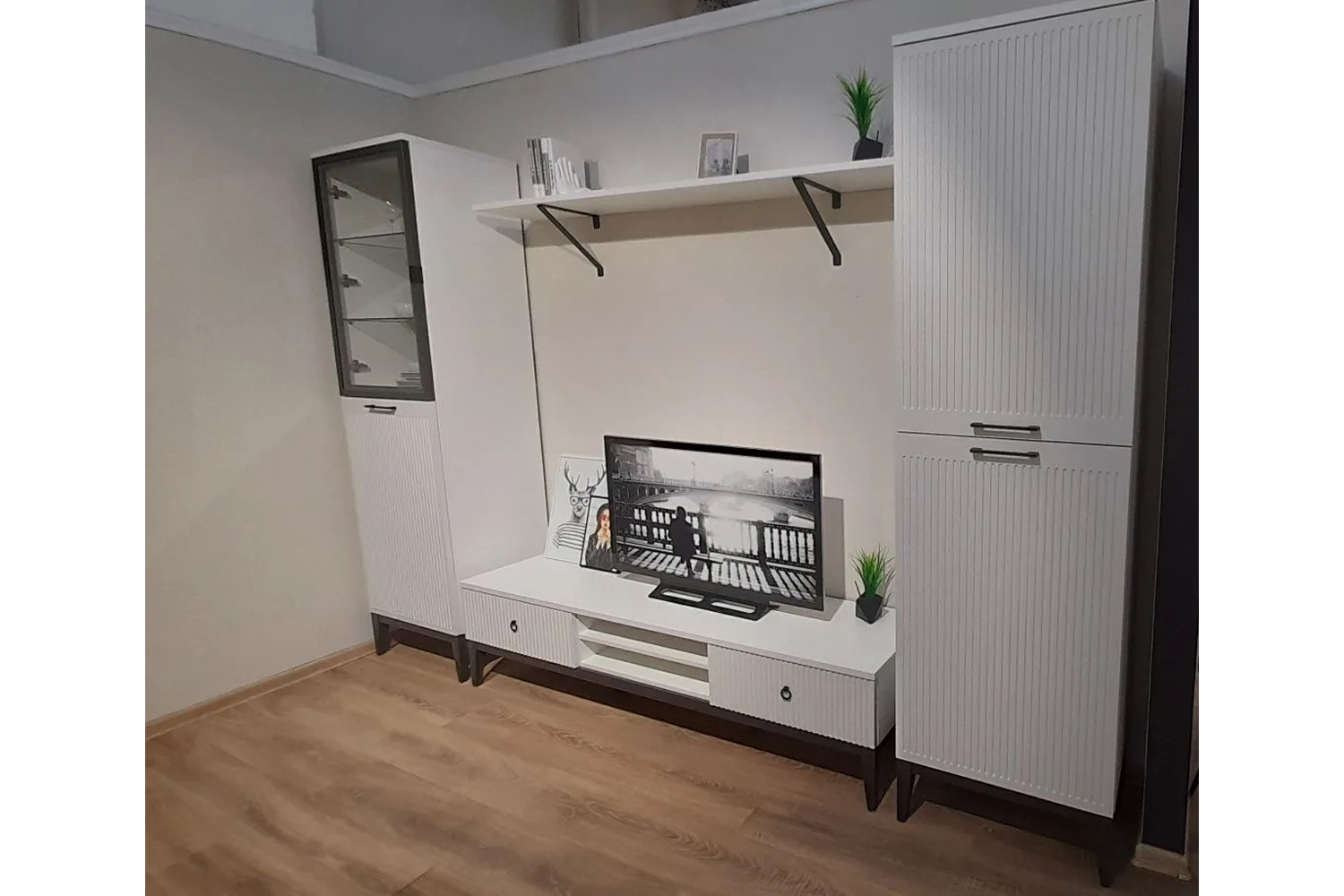 Распродажа - изображение №5 "Гостиная Хилтон (выставочный образец)"  на www.Angstrem-mebel.ru